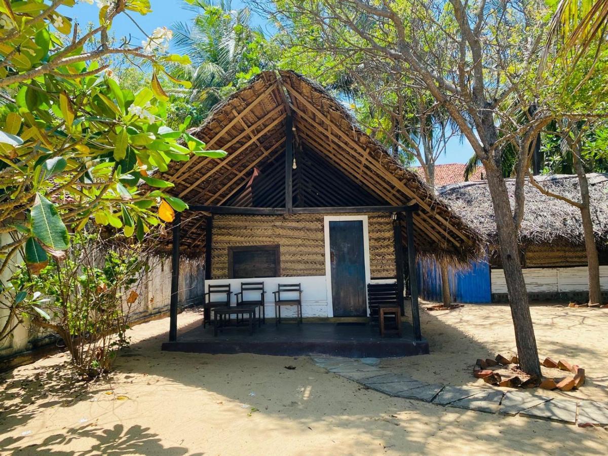 Air Lush Beach Cabanas Arugam Bay Exterior photo