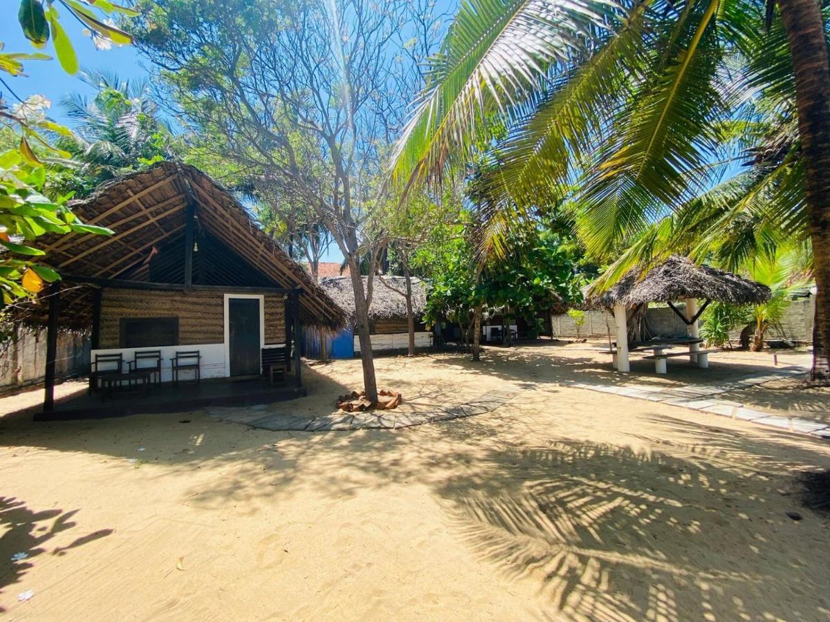 Air Lush Beach Cabanas Arugam Bay Exterior photo